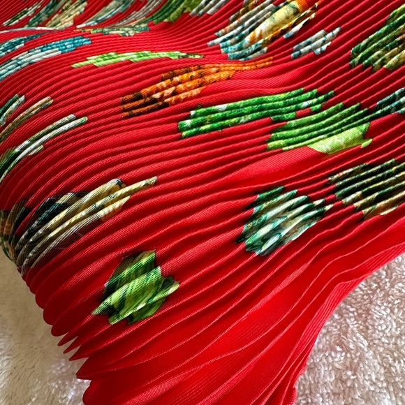 Hermes Plisse pleated scarf - Picture 6 of 6
